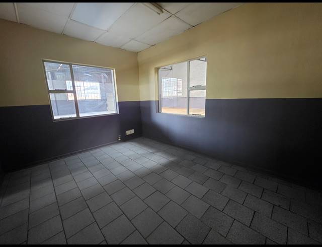 440M² WAREHOUSE TO LET IN WADEVILLE